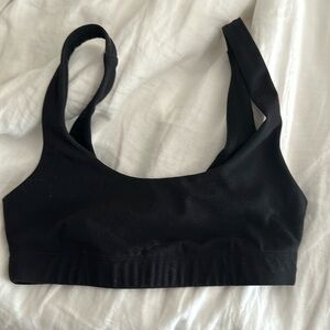 Vuori daily bra